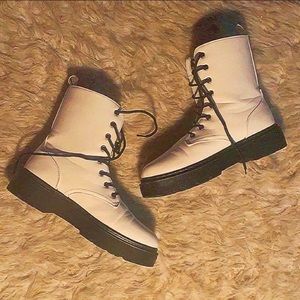 WHITE & BLACK PLATFORM BOOTS